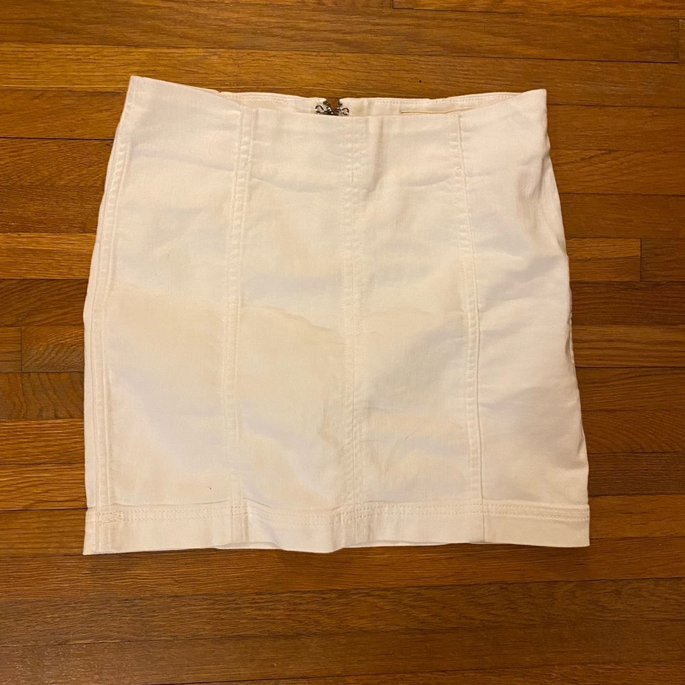 Wishlist jeans white mini skirt